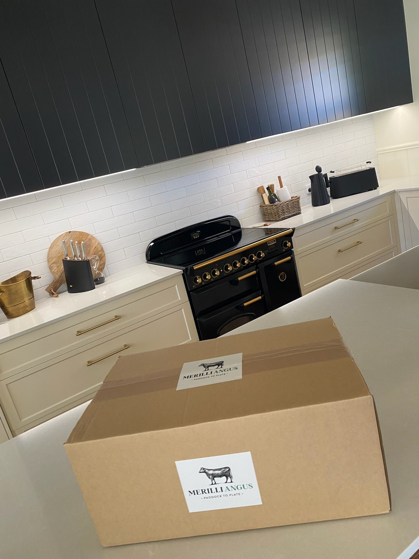 5kg Sampler Box - $140 AUD
